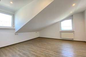 Fantastische und helle 2,5-Zimmer DG-Wohnung mit Dachbalkon und Blick über die Dächer von Ilsfeld – 74360 Ilsfeld – Vorschaubild 9