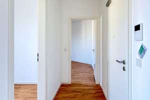 Kompakte Dachgeschosswohnung nah Schloß Charlottenburg - 2,5 Zimmer am Mierendorffplatz – Osnabrücker Straße 27, 10589 Charlottenburg, Berlin – Vorschaubild 9