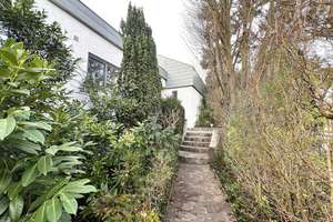 Besonderes Wohnerlebnis in bester Lage am Leimenberg! – Die vollständige Adresse der Immobilie erhältst du vom Anbieter., 64625 Bensheim – Vorschaubild 20