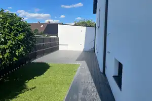 Tolles Familiendomizil-Erstbezug nach kompletter Sanierung – Regensburg – Vorschaubild 11