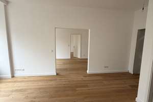 ERSTBEZUG: Helle, schöne sanierte 3-Zimmer-Wohnung im 1. OG (1. OG rechts B) – Kopernikusplatz 13, 90459 Galgenhof, Nürnberg – Vorschaubild 12