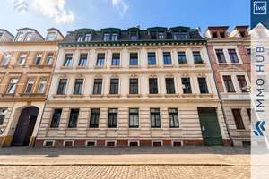 +++Historischer Altbau trifft sichere Mieteinnahmen – Vermietete 3-Zimmer-Wohnung+++