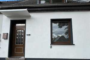 Preiswertes 4-Raum-Reihenhaus mit EBK in Frechen – Hubert-Prott-Straße 54, 50226 Rhein-Erft-Kreis – Vorschaubild 1