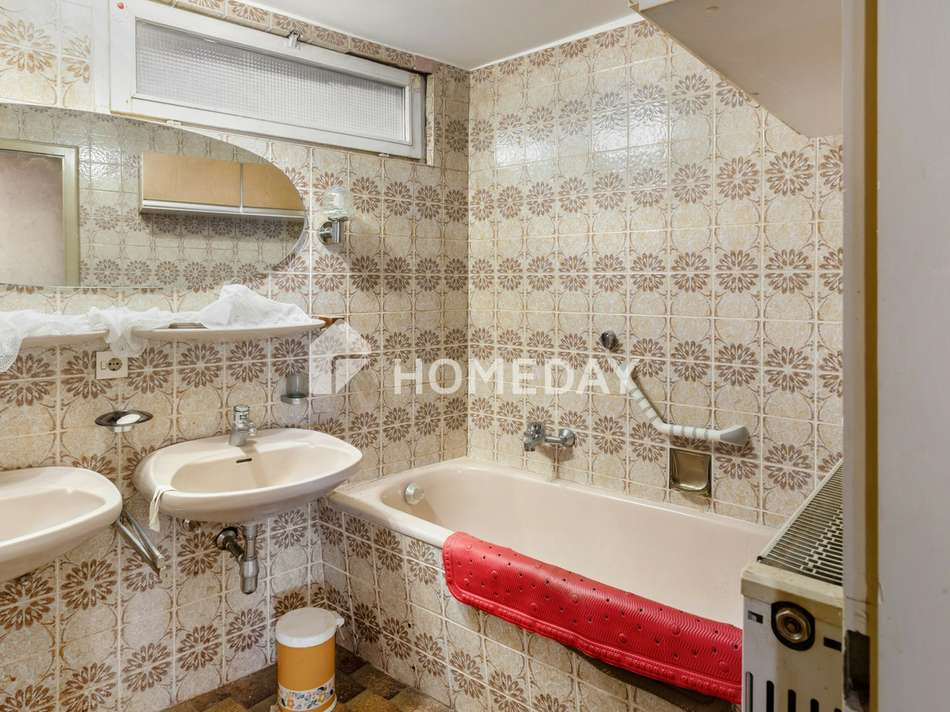 1. OG Badezimmer 1