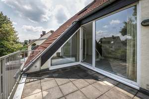 Helle Maisonette-Wohnung im 2. OG mit Ateliergeschoss und Dachloggia, Stellplatz + Garagenstellplatz – Die vollständige Adresse der Immobilie erhältst du vom Anbieter., 45136 Bergerhausen, Essen – Vorschaubild 6