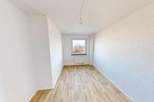 Tolle 4-Raum-Wohnung mit 2 Bädern und Balkon – Albert-Köhler-Str. 45, 9122 Morgenleite, Chemnitz – Vorschaubild 6