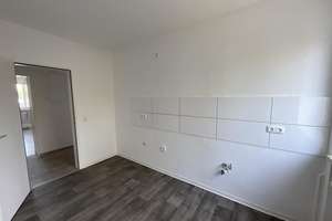 Helle 3 Zimmer Wohnung mit Südbalkon in Bremerhaven-Surheide – Carsten-Lücken-Straße 137, 27574 Surheide, Bremerhaven – Vorschaubild 11