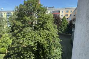 teilmöblierte 1 Zimmer Wohnung mit sehr schönem Ausblick, Fahrstuhl, Einbauküche – Sonnenstrasse 59, 9130 Sonnenberg, Chemnitz – Vorschaubild 6