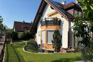 Geräumiges und modernisiertes 10-Zimmer-Mehrfamilienhaus in bester Lage – Emmendingen (Kreis) – Vorschaubild 1