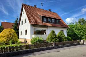 Ein- bis Zweifamilienhaus in ruhiger Wohnlage – Am Wasserturm 12, 74535 Mainhardt – Vorschaubild 1