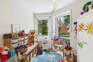 Wow! 6-Zi. + Hobbyraum: 
Platz für die ganze Familie inkl. Home-Office-Möglichkeit am Athener Platz – Die vollständige Adresse der Immobilie erhältst du vom Anbieter., 81545 Graggenau, München – Vorschaubild 44