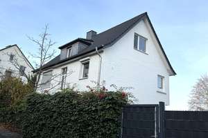 Charmantes Einfamilienhaus in Bestlage "Am Johannisberg" – Die vollständige Adresse der Immobilie erhältst du vom Anbieter., 33615 Mitte, Bielefeld – Vorschaubild 1