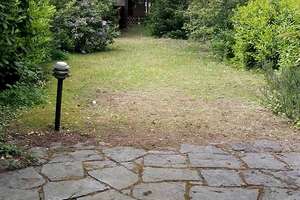 Ruhig gelegenes Reihenhaus ca. 125m² mit schönem Garten in der Karlsruher Waldstadt – Die vollständige Adresse der Immobilie erhältst du vom Anbieter., 76139 Waldstadt, Karlsruhe – Vorschaubild 11