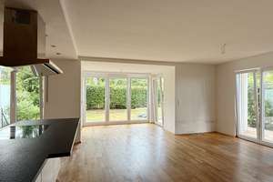 Lichtdurchflutete EG Wohnung mit Hobbyraum (Fitness/Home Office) – Solalindenstraße 62a, 81825 Waldtrudering, München – Vorschaubild 2