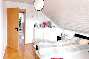 Nachhaltig wohnen: Massivhaus mit PV-Anlage, Wärmepumpe & Lüftungsanlage (Klasse A) – Die vollständige Adresse der Immobilie erhältst du vom Anbieter., 95490 Mistelgau – Vorschaubild 17