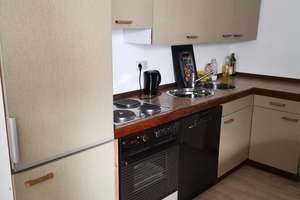 Helles Apartment mit Einbauküche und bodentiefem Fenster mitten in der City! – Große Steinstraße 10, 6108 Altstadt, Halle (Saale) – Vorschaubild 16