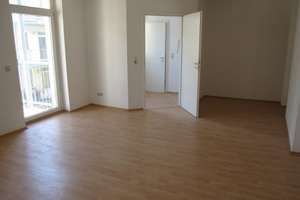 Gemütliche 2-Raum-Wohnung mit Balkon - erster Monat kaltmietfrei! – Halberstädter Straße 151, 39112 Sudenburg, Magdeburg – Vorschaubild 1