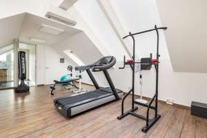 Innenpool, Sauna, Kamin, vier Bäder/WCs, Garage usw.: Fantastisches Ein-/Zweifamilienhaus in Hönow – Die vollständige Adresse der Immobilie erhältst du vom Anbieter., 15366 Hoppegarten – Vorschaubild 23