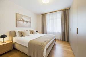 Eigentumswohnung - mit Aufzug - & Potenzial in gepflegter Nachbarschaft mit Loggia – Die vollständige Adresse der Immobilie erhältst du vom Anbieter., 40474 Golzheim, Düsseldorf – Vorschaubild 8