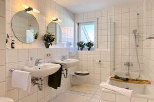 Ulm-Gögglingen schicke 4-Zi.-Maisonette mit 3 sonnigen Dachterrassen, EBK + TG, ohne Käuferprovision – Die vollständige Adresse der Immobilie erhältst du vom Anbieter., 89079 Gögglingen, Ulm – Vorschaubild 21