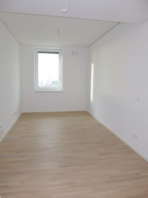 PRAEDIUM......V-E-R-M-I-E-T-E-T image