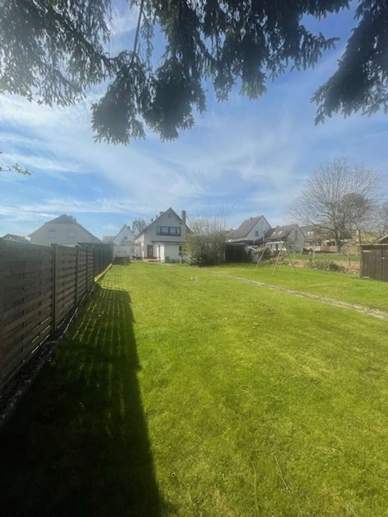 Immobilie in Wachtberg - Wachtberg-Berkum, zentrale Lage, freistehendes Haus mit Garage auf großartigem Grundstück - Bild 3