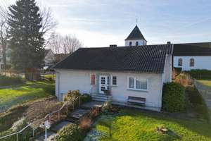 Zentral gelegenes, solides Wohnhaus auf großem Grundstück in Ense-Höingen – Die vollständige Adresse der Immobilie erhältst du vom Anbieter., 59469 Ense – Vorschaubild 12