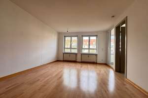 Gemütliche 2-Zimmer Wohnung mit verglaster Loggia in München-Laim – Lautensackstraße 29, 80687 Friedenheim, München – Vorschaubild 1