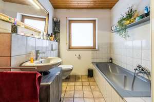 *RESERVIERT* Zweifamilienhaus mit vielseitig nutzbarem Kellergeschoss in Grimmelshofen, Stühlingen – Die vollständige Adresse der Immobilie erhältst du vom Anbieter., 79780 Stühlingen – Vorschaubild 25