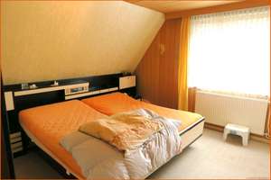 Surheide: Charmantes Einfamilienhaus mit viel Potenzial für Ihre Wohnträume – Isarstraße 75, 27574 Surheide, Bremerhaven – Vorschaubild 7