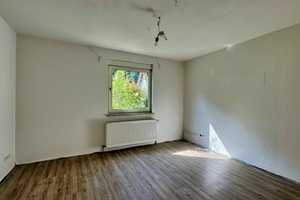 Zweifamilienhaus mit Garten und Garage in Weinheim / Sanierungsobjekt in Top-Lage! – Rhein-Neckar-Kreis – Vorschaubild 3