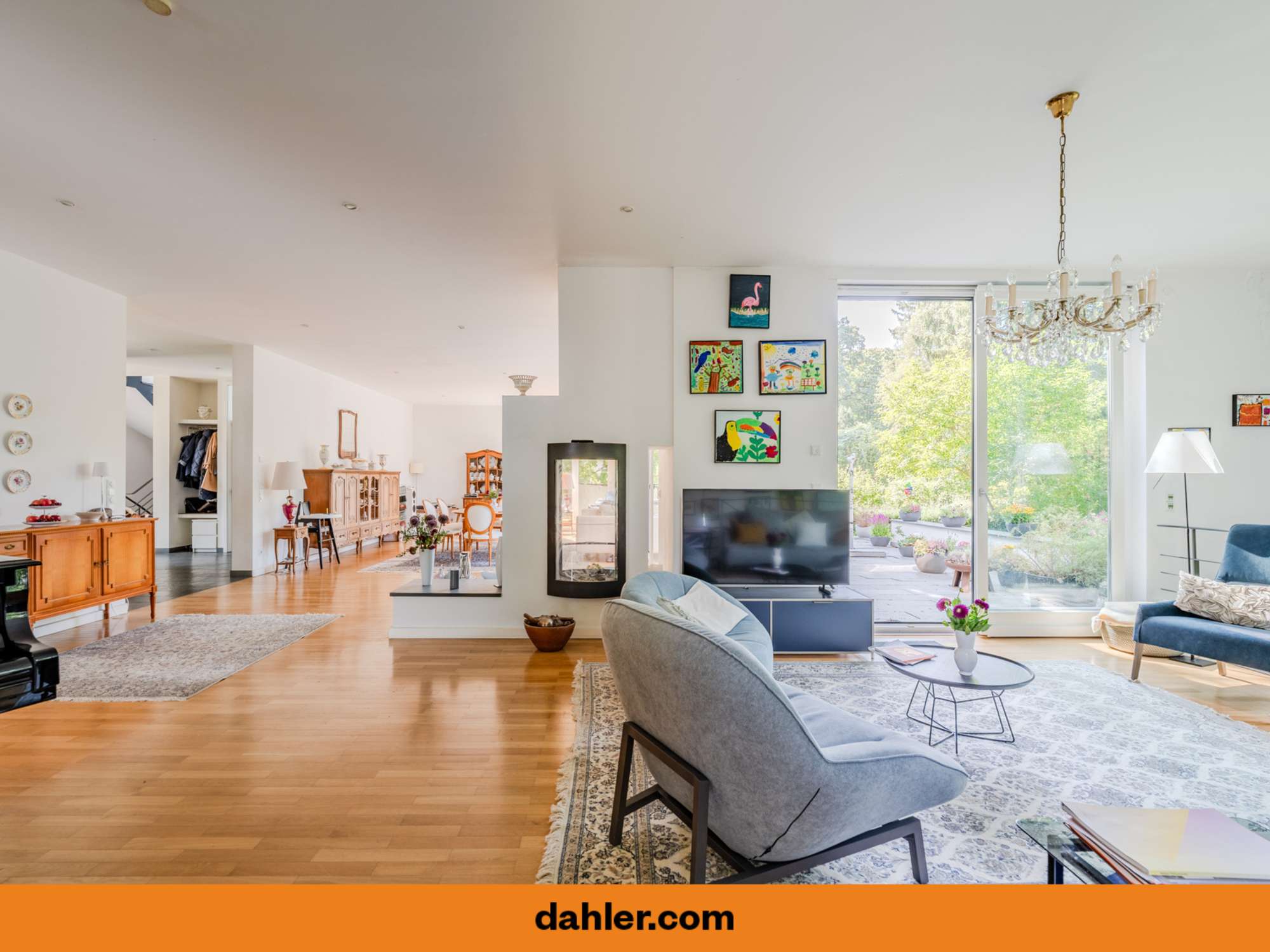 Spacious Bauhaus classic in the old Zehlendorf villa colony of Kleinmachnow, Potsdam Mittelmark Kreis – Bild 1