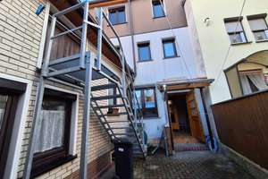 teilsan., mod.-bed. 2-Generationenhaus, Garten, Pavillon, Werkstatt, Nebengelass – Die vollständige Adresse der Immobilie erhältst du vom Anbieter., 99974 Mühlhausen/Thüringen – Vorschaubild 2