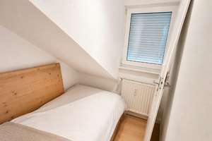 Vermietete 4-Zimmer-Dachgeschosswohnung in Dortmund – Die vollständige Adresse der Immobilie erhältst du vom Anbieter., 44329 Derne, Dortmund – Vorschaubild 7