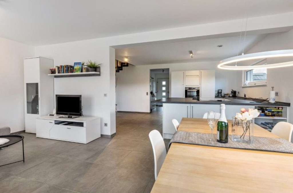 Immobilie in Hohenfels - Bestpreisgarantie bei Bien Zenker - Sparen Sie beim Hausbau mit geförderten Krediten ! - Bild 1