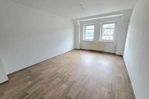 Stadtleben mit Weitblick: Moderne Dachgeschosswohnung mit Balkon und Einbauküche! – Die vollständige Adresse der Immobilie erhältst du vom Anbieter., 9131 Hilbersdorf, Chemnitz – Vorschaubild 4