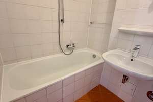 4-Zimmer-Wohnung mit 2 Bädern und Süd-Balkon mit Fernsehturmblick – Charlottenburger Str. 47, 13086 Weißensee, Berlin – Vorschaubild 17