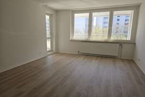 Schöne 3-Zimmer-Wohnung in der Grohner Düne in Bremen Vegesack mit Balkon und Einbauküche – Hermann-Fortmann-Straße 45, 28759 Grohn, Bremen – Vorschaubild 2
