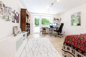 Elegantes Einfamilienhaus mit Wintergarten in ruhiger Lage in Trudering – Die vollständige Adresse der Immobilie erhältst du vom Anbieter., 81735 Gartenstadt Trudering, München – Vorschaubild 7