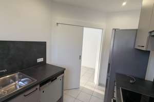 Attraktive, frisch sanierte 2-Zimmer-Dachgeschosswohnung mit Balkon, Garage und Einbauküche – Seligenstäder Str. 21, 63322 Rödermark – Vorschaubild 7