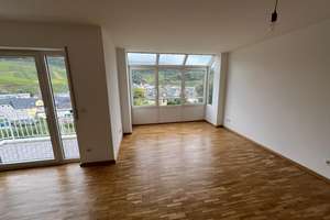 2,5-Zimmer-Wohnung mit Panoramablick in Kues