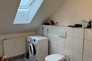 Helle, gut geschnittene Dachgeschosswohnung mit Potenzial – Jägerstraße 77, 47798 Stadtmitte, Krefeld – Vorschaubild 5