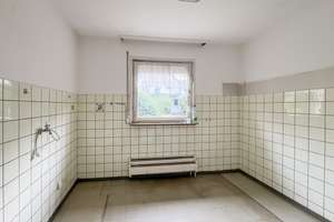 Bierstadt: Bezaubernder Bungalow! Wiesbadens Top-Lage! 5 Zi, Garage, StPl., Garten, voll unterk.! – Die vollständige Adresse der Immobilie erhältst du vom Anbieter., 65191 Bierstadt, Wiesbaden – Vorschaubild 18