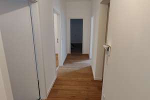 Mit Einbauküche und weiteren Extras: Schicke 3-Zimmer Wohnung mit Terrasse – Hülser Str. 91, 47803 Inrath/Kliedbruch, Krefeld – Vorschaubild 9