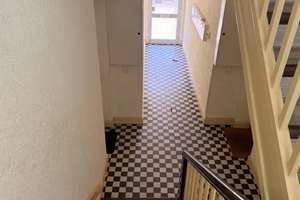  Lichtdurchflutete Maisonettewohnung mit Altbaucharme in Essen-Frintrop zu vermieten  – 45359 Frintrop, Essen – Vorschaubild 3