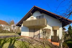 Einfamilien-Wohnhaus mit Einliegerwohnung in bester Lage zu verkaufen ! – Die vollständige Adresse der Immobilie erhältst du vom Anbieter., 36088 Hünfeld – Vorschaubild 2