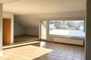 3-4 Zimmer, zwei Süd-Loggien und ein Tiefgaragenstellplatz in Körne