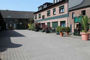 Gepflegte 2-Zimmer-Wohnung mit Balkon in Merkenich, Köln