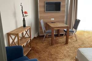 Vollmöbliertes Apartment, Pauschal Miete mit Elektrik und Heizung inkl. – Henriettenstr. 1, 45127 Stadtkern, Essen – Vorschaubild 7