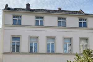 teilsaniertes Wohn- und Geschäftshaus (Zweifamilienhaus) wartet auf Fertigstellung in Oelsnitz – Vogtlandkreis – Vorschaubild 2